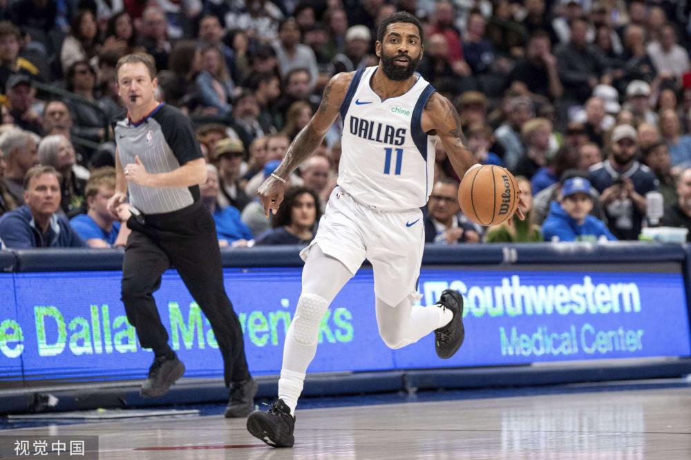 攻守两端的 攻守两端的