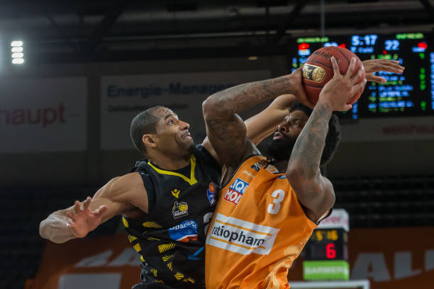 队友之间的 队友之间的