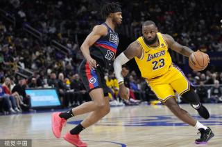 阿迪达斯官 阿迪达斯官