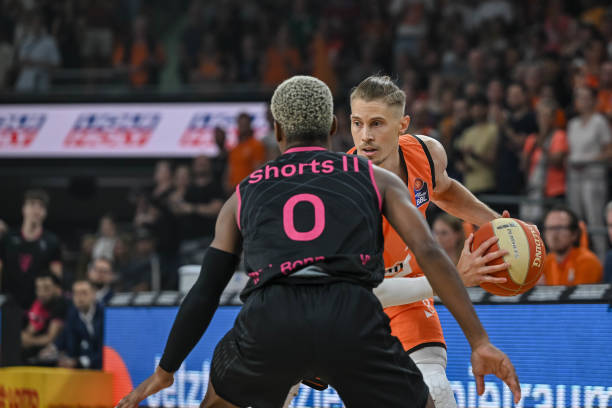 和快速的转 和快速的转